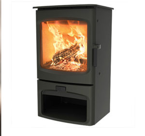 poêle à bois aire 5 noir sur bûcher de la marque Charnwood