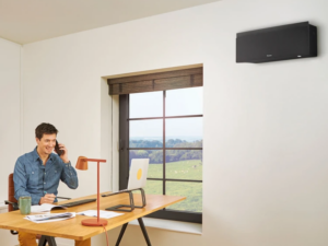 Le mono-split emura noir de la marque Daikin
